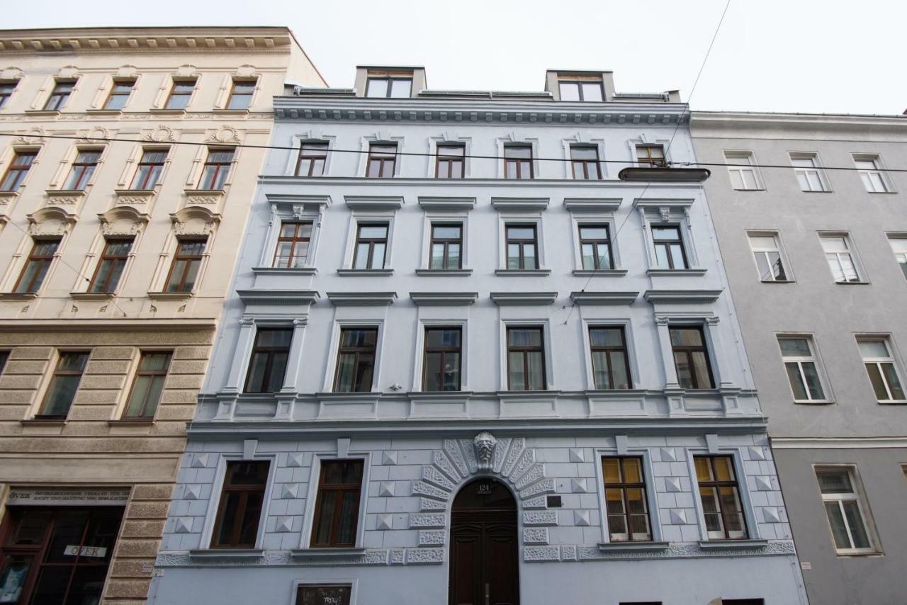 Apartament Living 1090 *